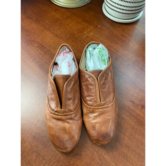 Fry Jillian slips size 7.5 Pre-owned - Picture 3 of 10